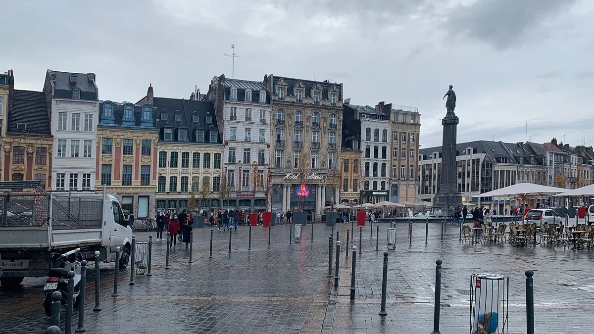 IPTV à Lille: Vue de la Place du Général de Gaulle (Lille) en octobre
